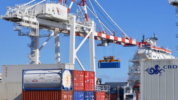 Forwarders and Shipping Company: Almost Similar, But Not the Same